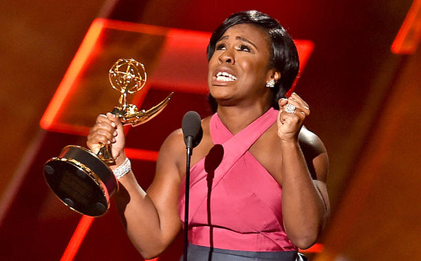 Uzo Aduba-wins-Emmy-for-Outstanding-Supporting-Actress-in-a-Drama-Series 2 09202015