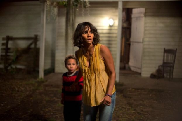 Halle Berry as Karla Dyson in the movie, Kidnap, with her, son Frankie, played by Sage Correa.